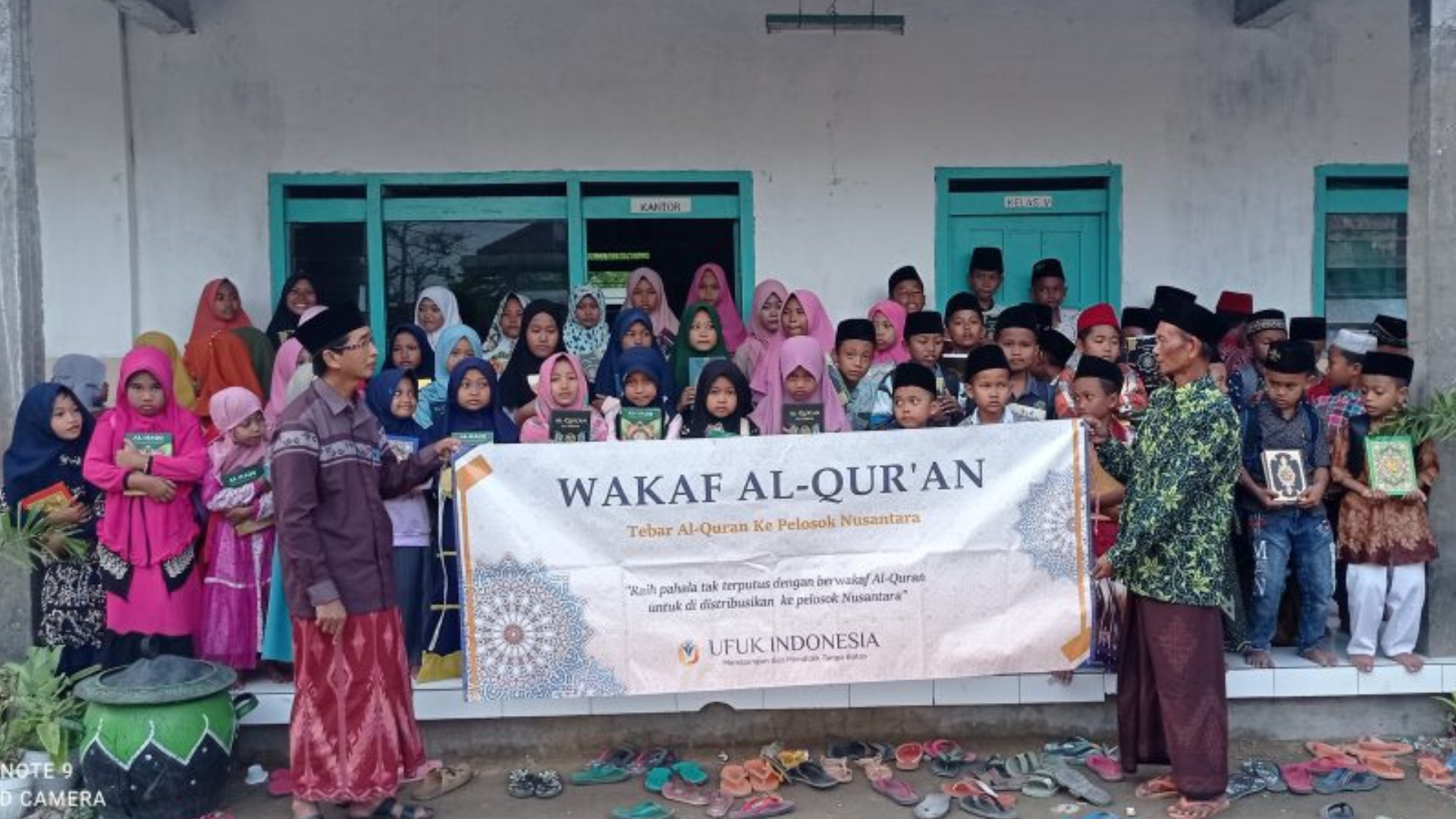 Kegiatan Distribusi Al-Quran 13