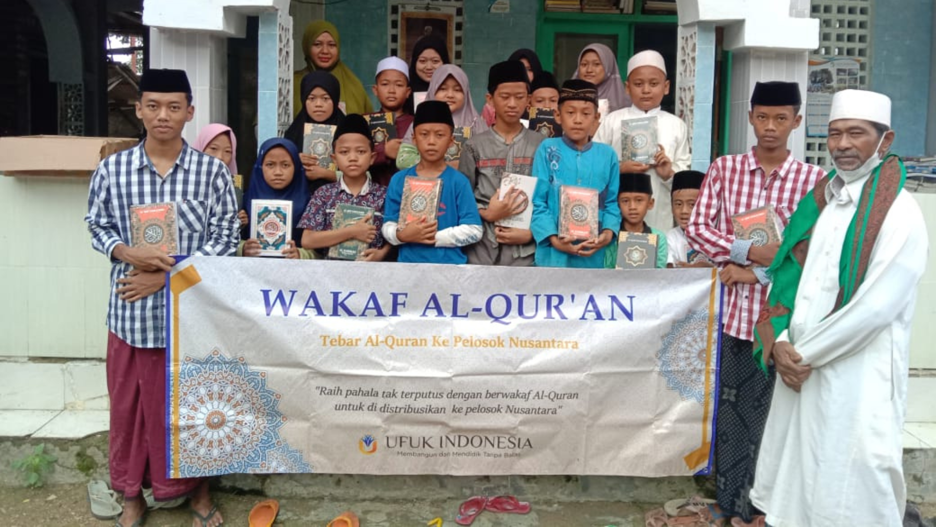 Kegiatan Distribusi Al-Quran 14