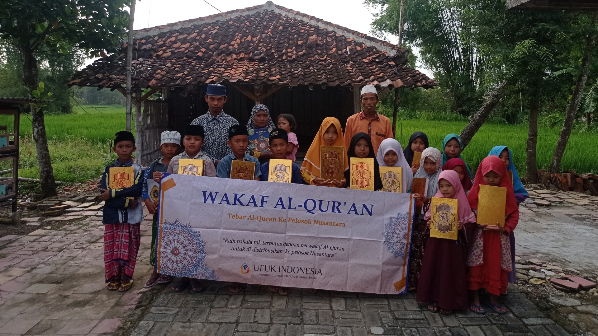 Kegiatan Distribusi Al-Quran 3