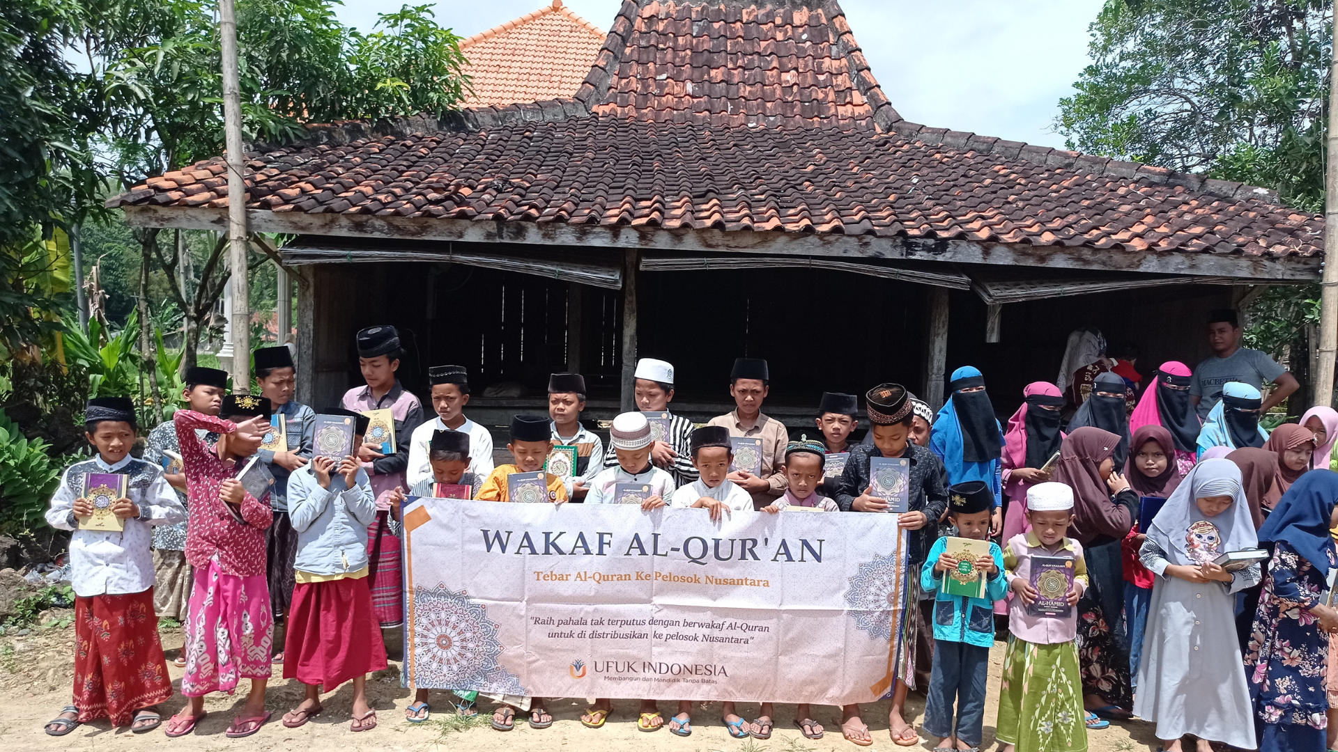 Kegiatan Distribusi Al-Quran 4